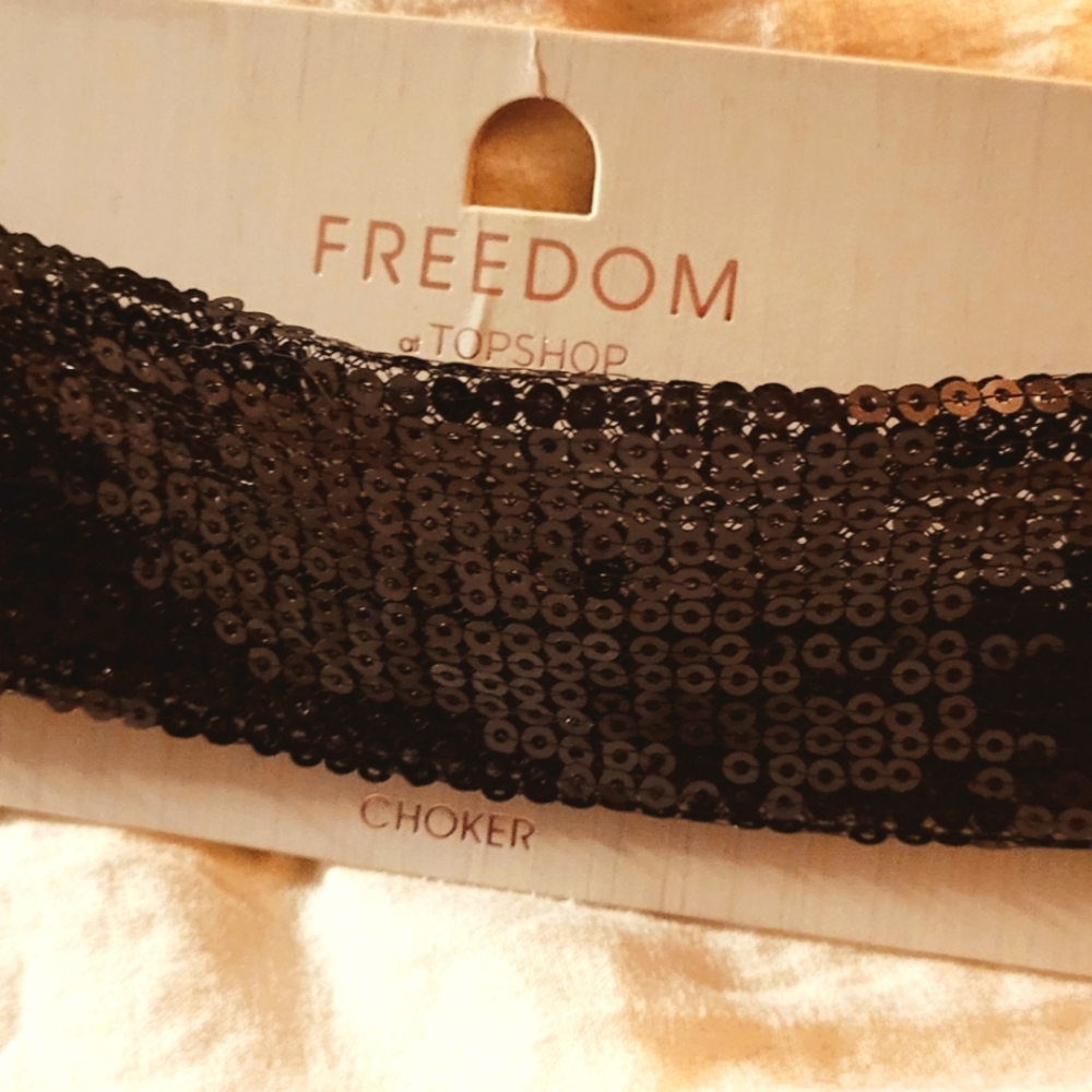 Topshop Freedom brand black sequined choker